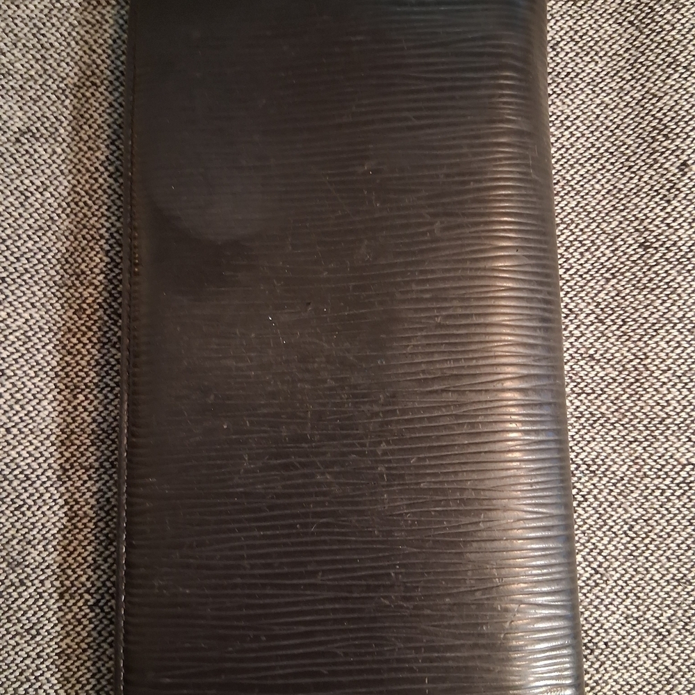 Louis Vuitton Black Wallet - Picture 2 of 16